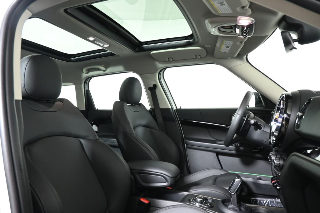 2023 MINI Cooper Countryman Signature 28