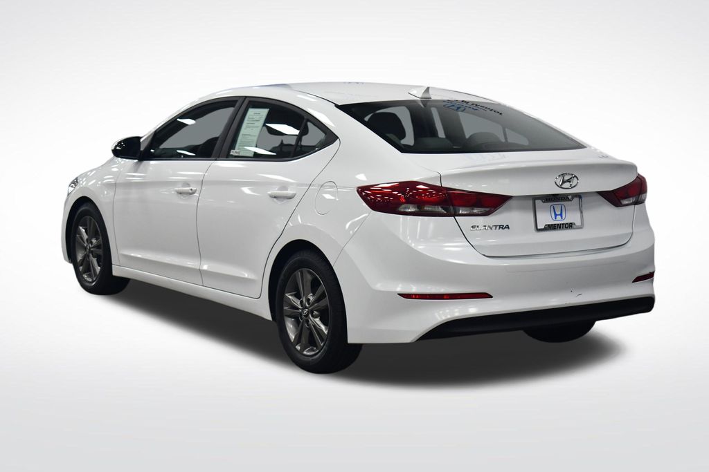 Thumbnail: 2017 Hyundai Elantra - 3