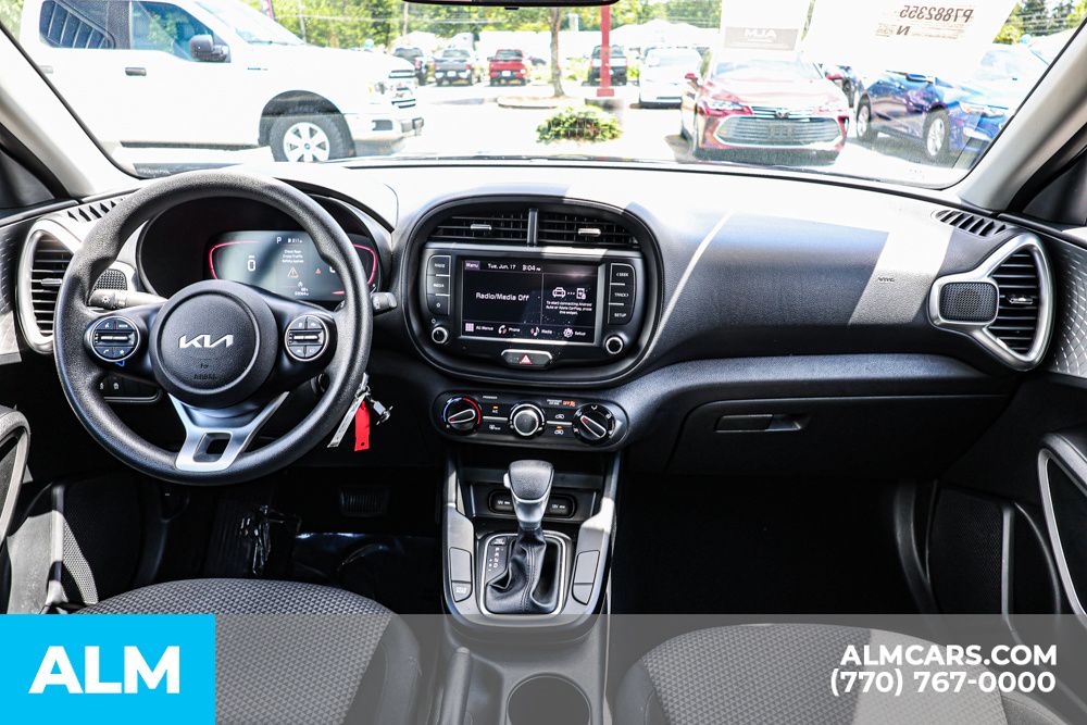 2023 Kia Soul LX photo 25