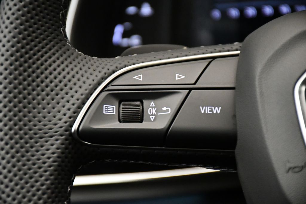 Thumbnail: 2026 Audi SQ8 - 22