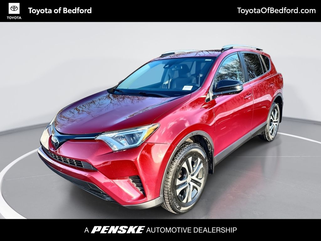 2018 Toyota RAV4 LE -
                Bedford, OH