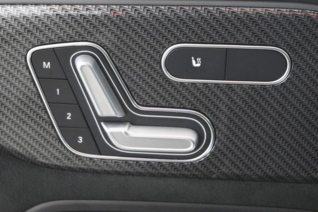 Thumbnail: 2023 Mercedes-Benz GLA - 26