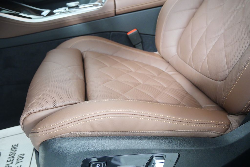 Thumbnail: 2026 BMW X5 - 10