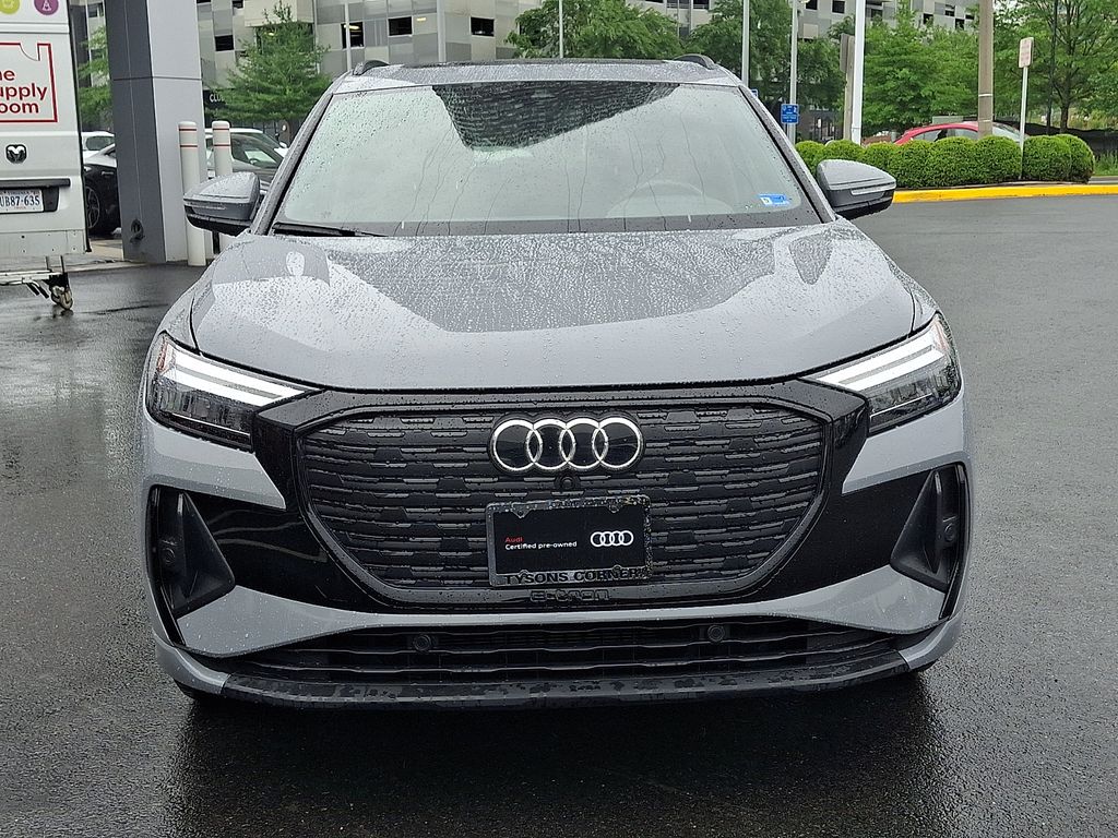 Thumbnail: 2024 Audi Q4 e-tron - 2