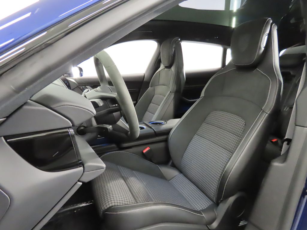 Thumbnail: 2025 Porsche Taycan - 5