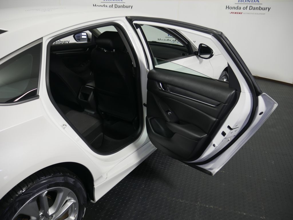 2020 Honda Accord LX 8