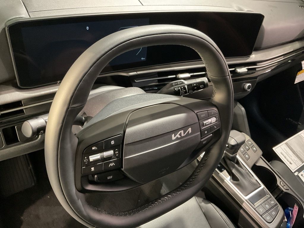 New 2026 Gray Kia X-Pro Prestige image 13