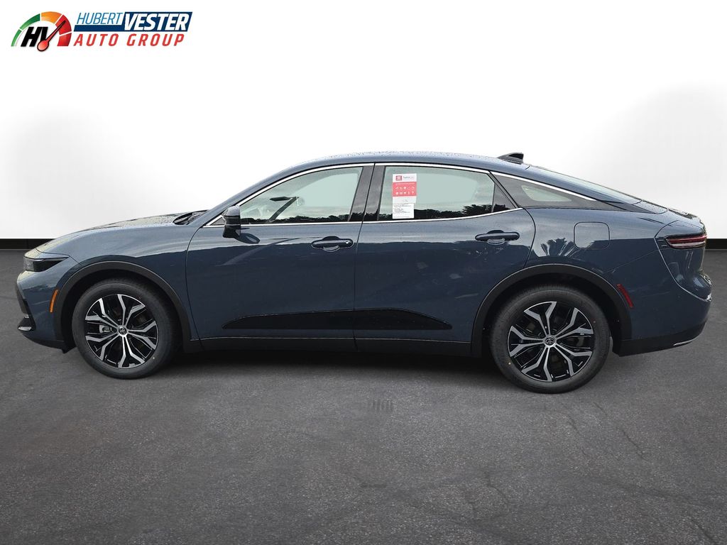 2026 Toyota Crown XLE's photo