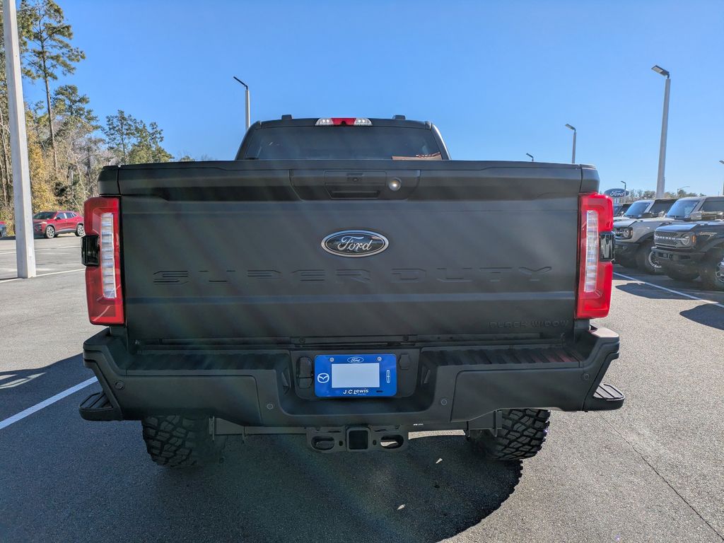 2026 Ford F-250 Black Widow
