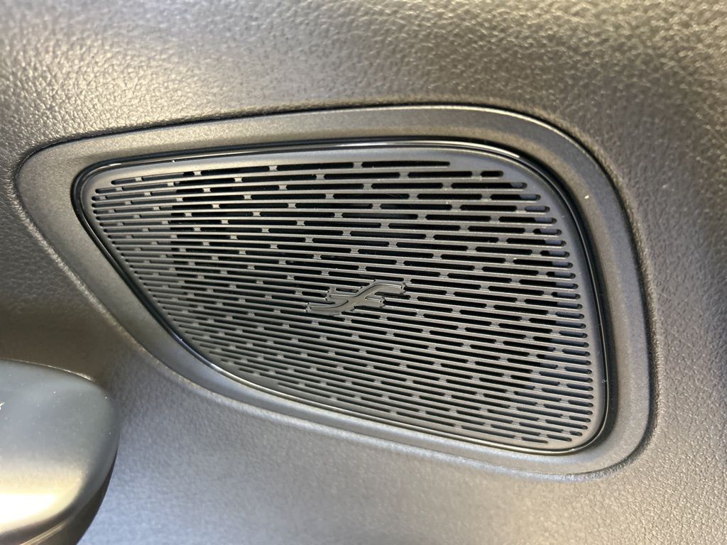 Thumbnail: 2026 Mercedes-Benz GLC - 22