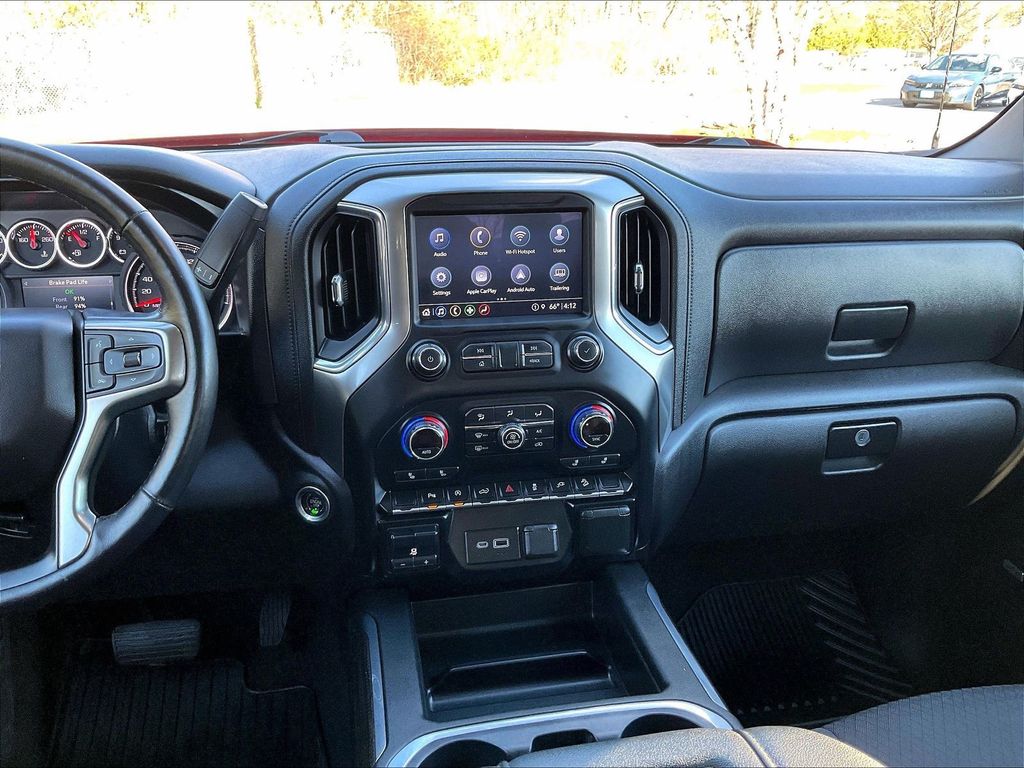 2021 Chevrolet Silverado 1500 — photo 18
