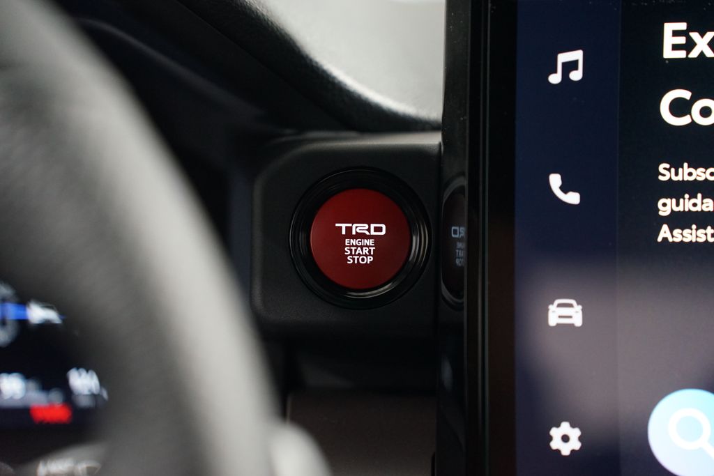 2025 Toyota Tacoma TRD Sport 18