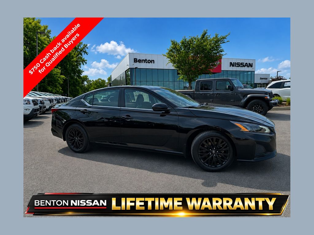 Super Black Clearcoat 2026 Nissan Altima Sedan Front-Wheel Drive Continuously Variable Transmission