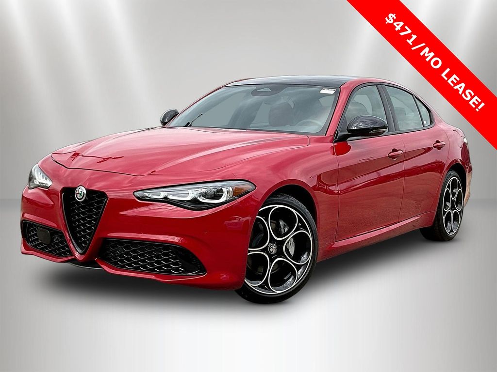 Alfa Rosso 2025 Alfa Romeo Giulia AWD Sedan All-Wheel Drive 8-Speed Automatic