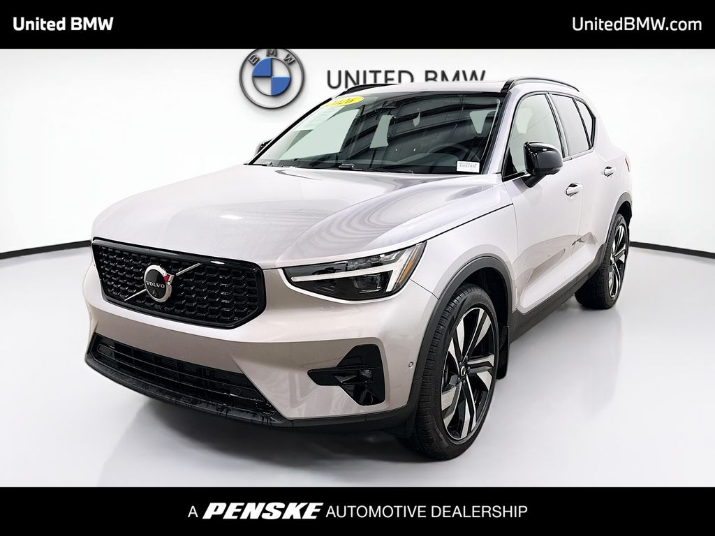 Thumbnail: 2026 Volvo XC40 - 1