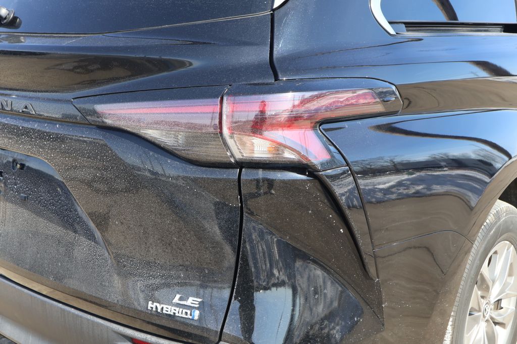 Thumbnail: 2024 Toyota Sienna - 7