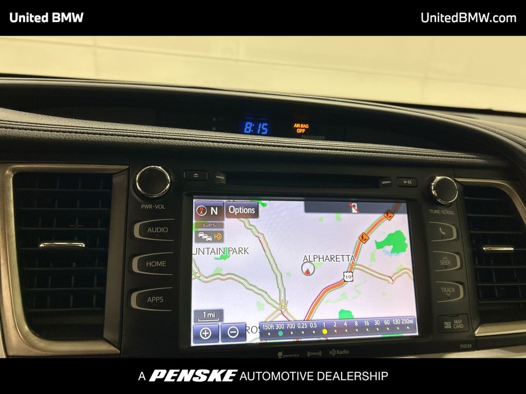 Thumbnail: 2016 Toyota Highlander - 18