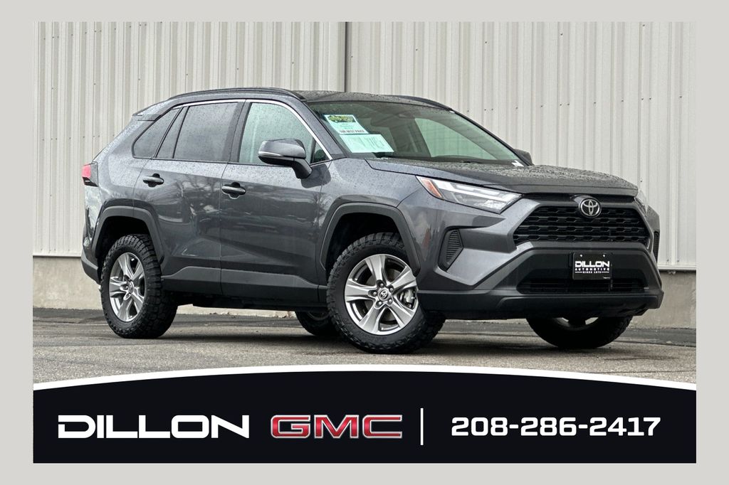2025 Toyota RAV4 XLE AWD