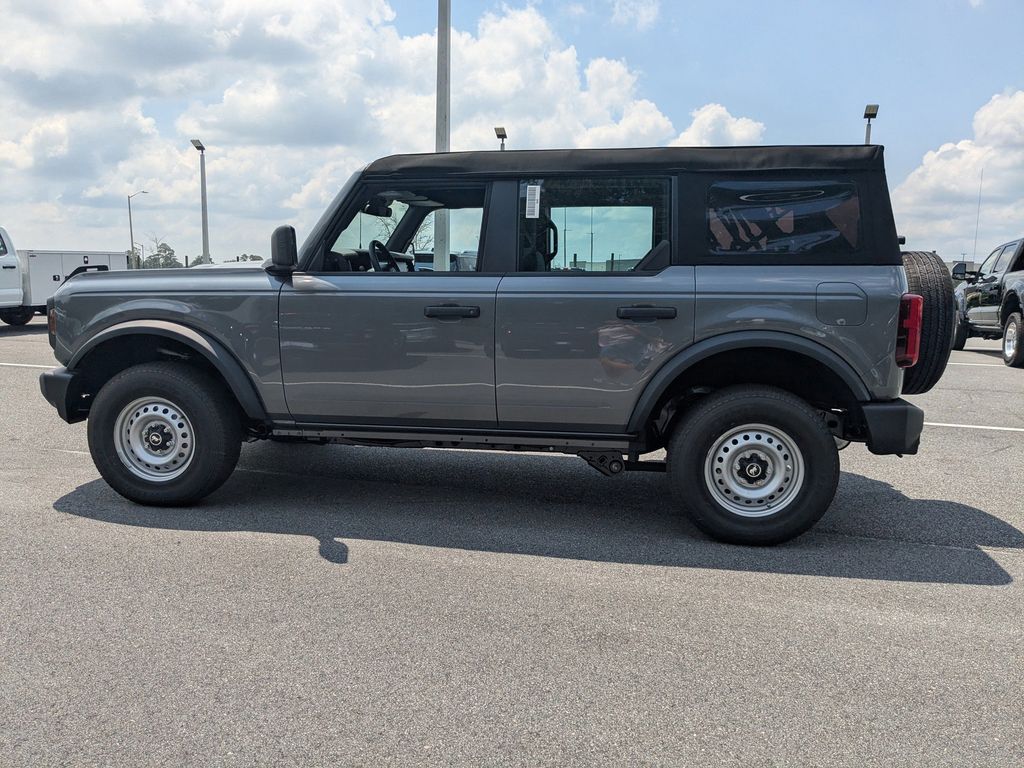 2025 Ford Bronco 