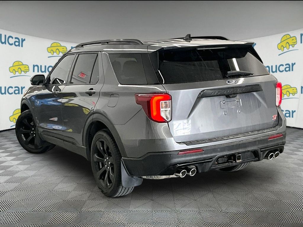 2021 Ford Explorer — photo 4