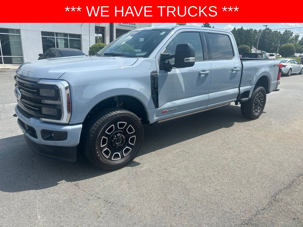 2025 Ford F-250 Super Duty Platinum Crew Cab 4WD