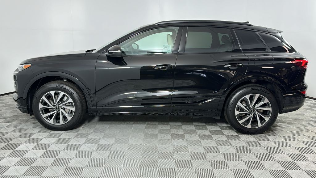 2025 Audi Q6 e-tron Premium 2