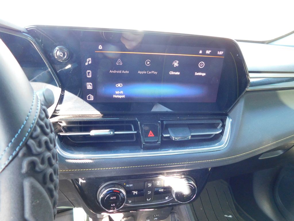 Thumbnail: 2025 Chevrolet TrailBlazer - 10