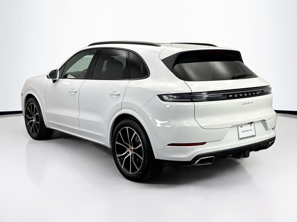 Thumbnail: 2026 Porsche Cayenne - 3