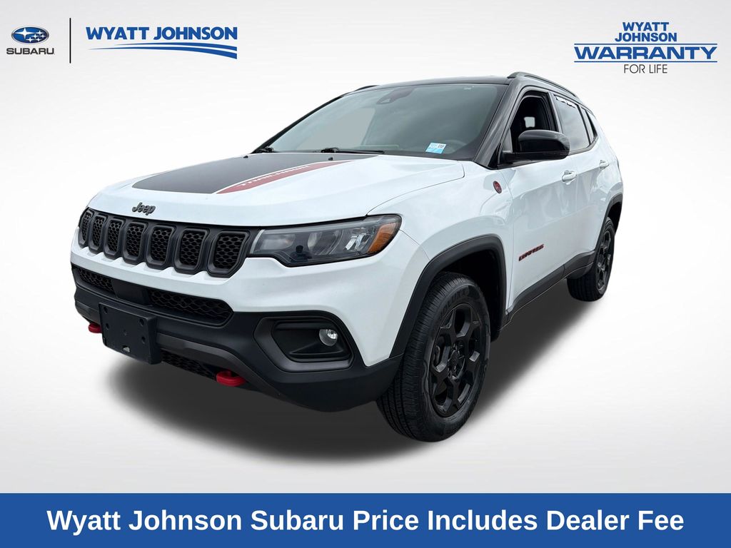 Bright White Clearcoat 2023 Jeep Compass SUV / Crossover Four-Wheel Drive 8-Speed Automatic