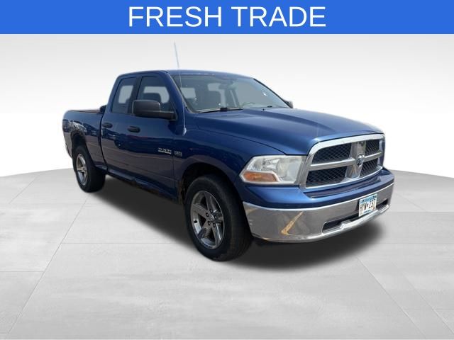 Deep Water Blue PC/Light Graystone PC 2009 Dodge RAM 1500 Pickup Truck Four-Wheel Drive 5-Speed Automatic