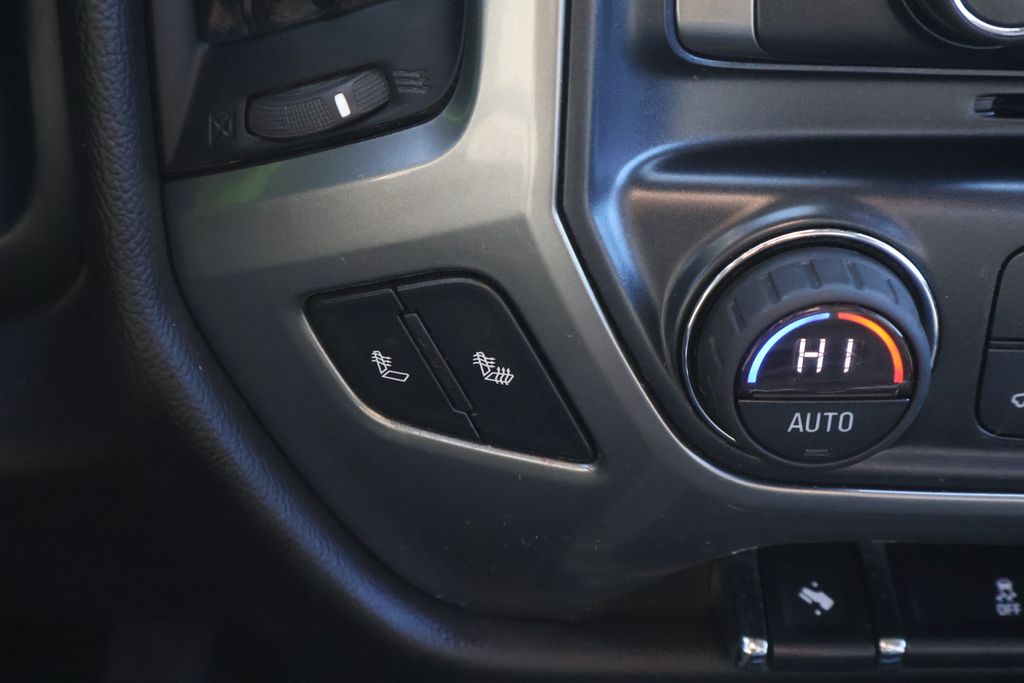 Thumbnail: 2014 Chevrolet Silverado 1500 - 19