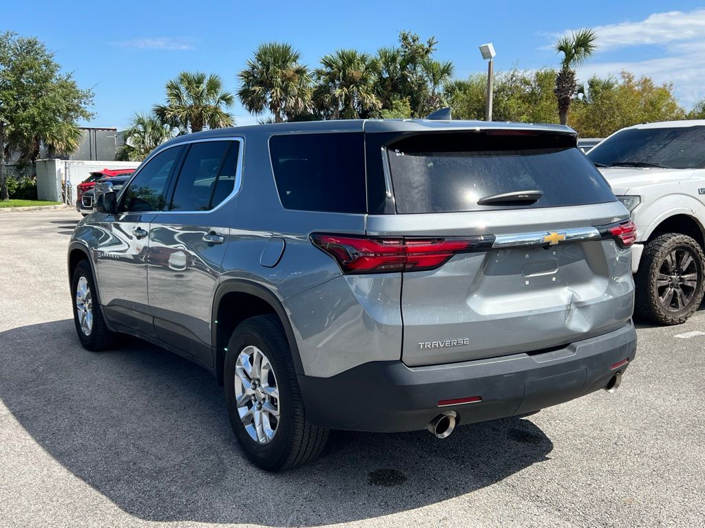 2023 Chevrolet Traverse LS 3