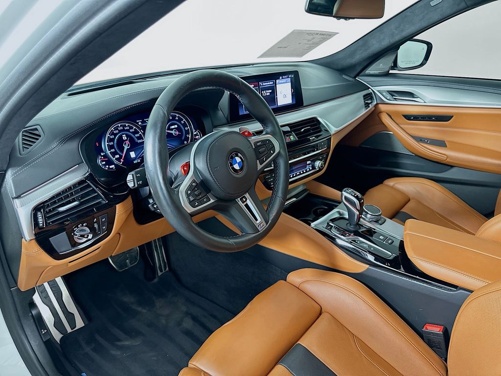 Thumbnail: 2019 BMW M5 - 9