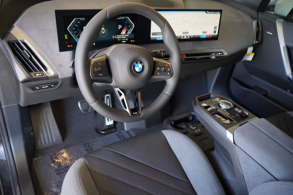 Thumbnail: 2026 BMW iX - 12