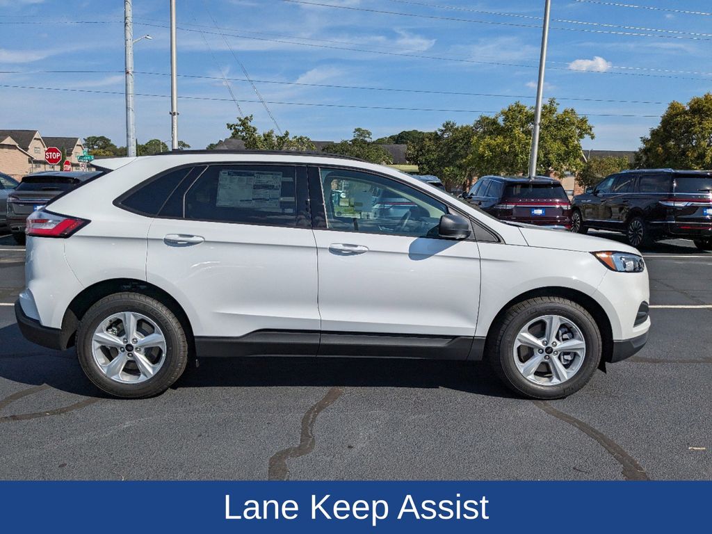 2024 Ford Edge SE