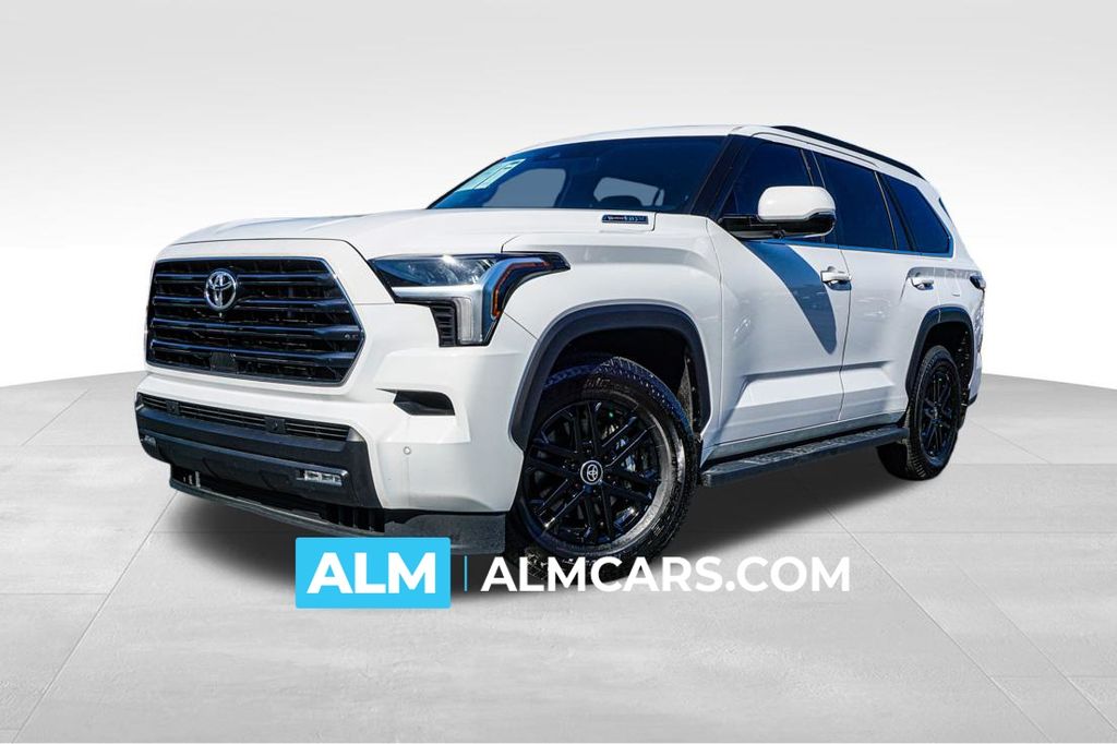 2025 Toyota Sequoia SR5