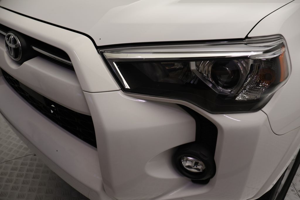 Thumbnail: 2024 Toyota 4Runner - 3