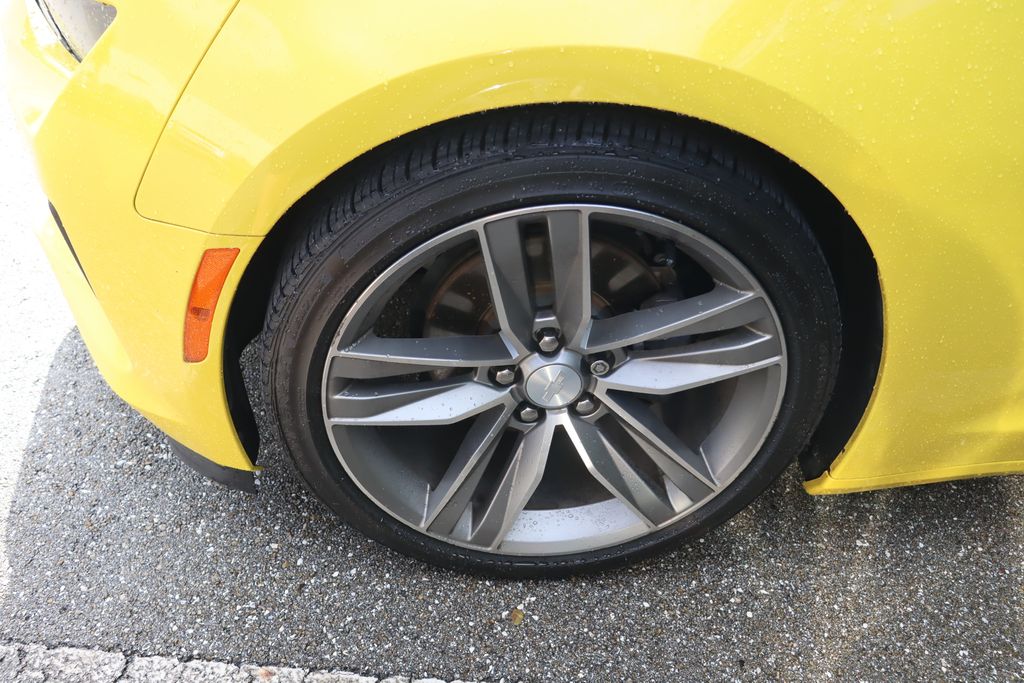 Thumbnail: 2016 Chevrolet Camaro - 4