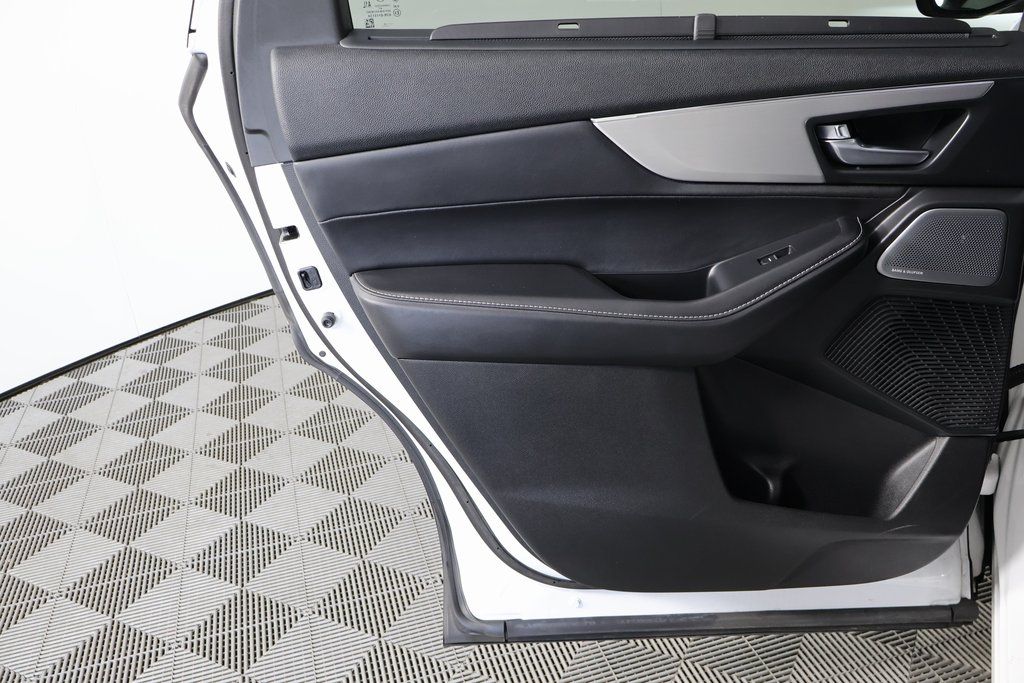 Thumbnail: 2025 Acura MDX - 13