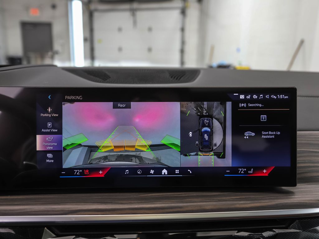 Thumbnail: 2026 BMW X7 - 19