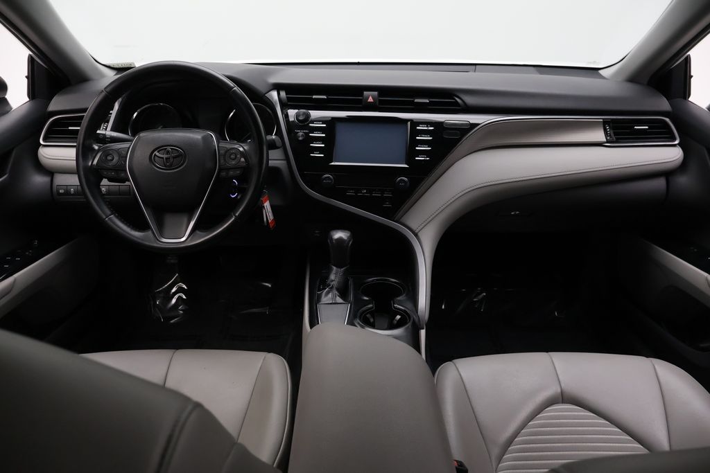 Thumbnail: 2019 Toyota Camry - 24