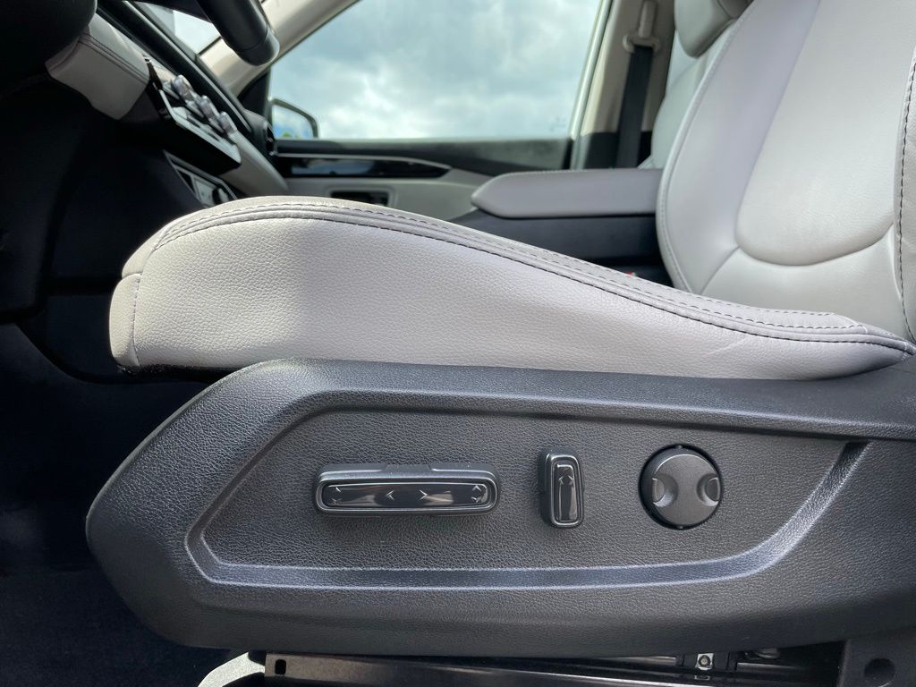 Thumbnail: 2025 Honda Pilot - 25