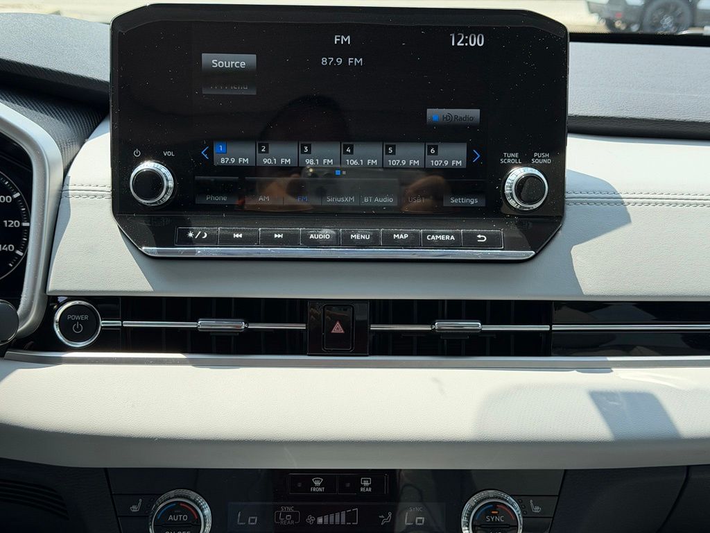 Used 2025 Mitsubishi Outlander PHEV SUV