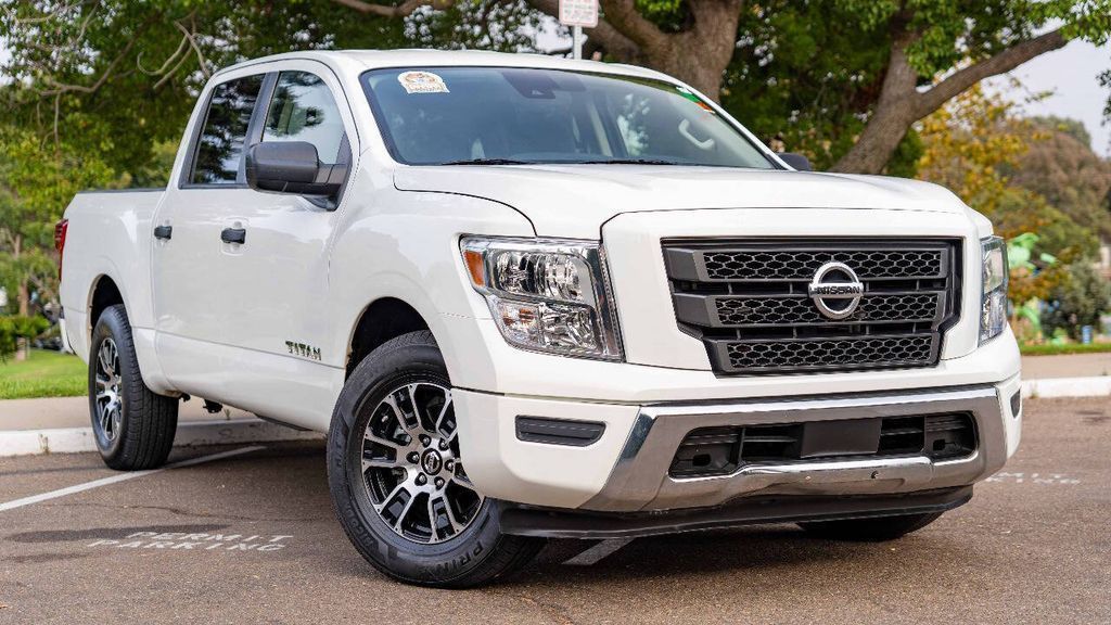 Used 2022 Nissan Titan SV 4D Crew Cab