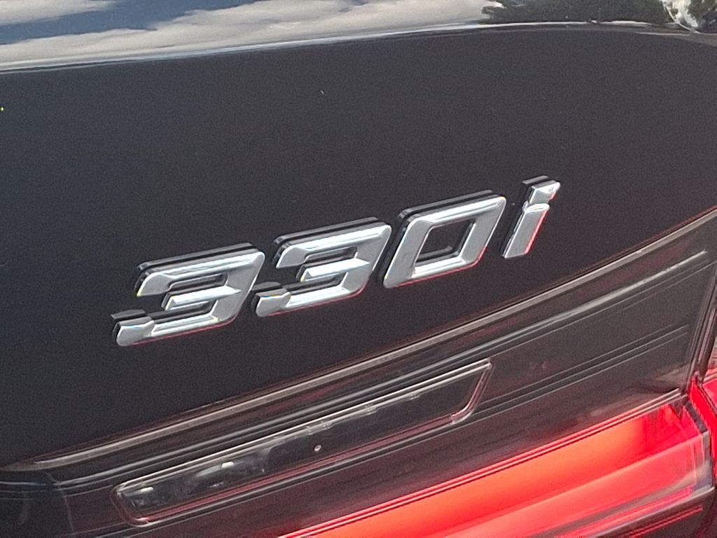 2021 BMW 3 Series 330i xDrive 30