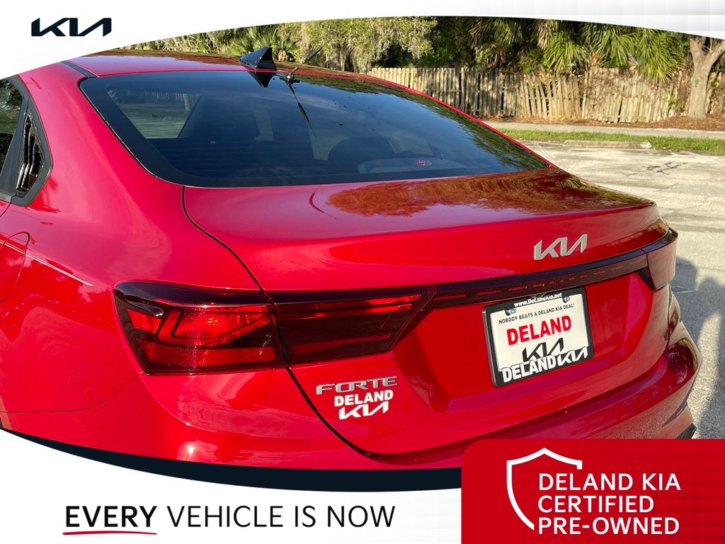 2024 Kia Forte LXS - Photo 9