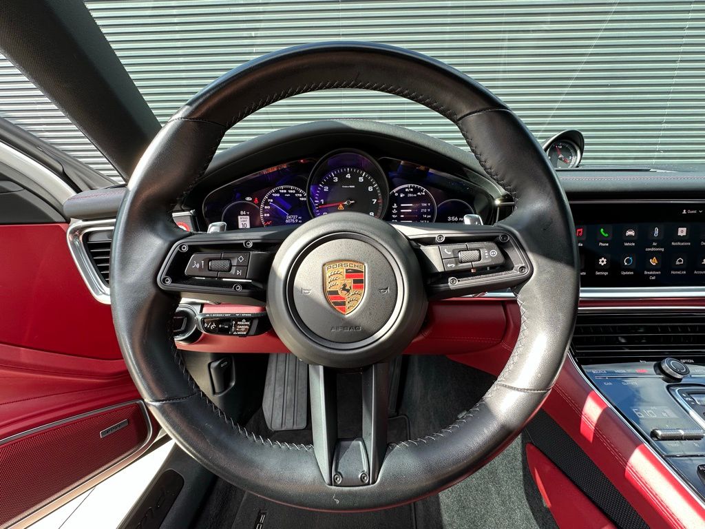 Thumbnail: 2023 Porsche Panamera - 15