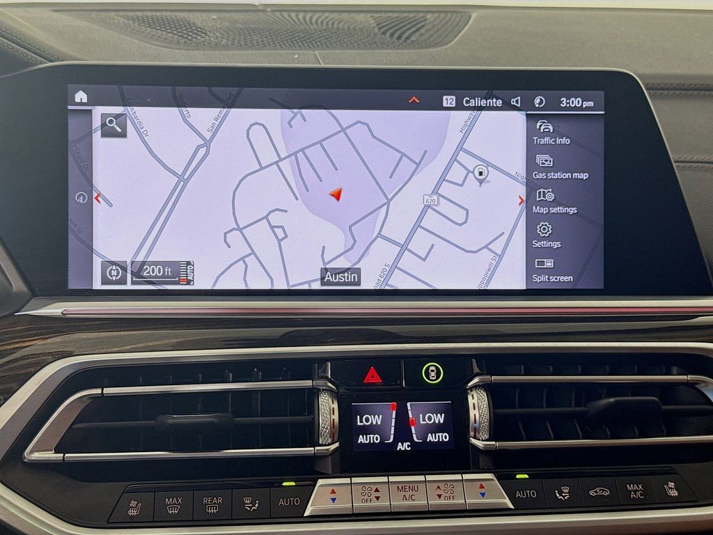 Thumbnail: 2021 BMW X7 - 13