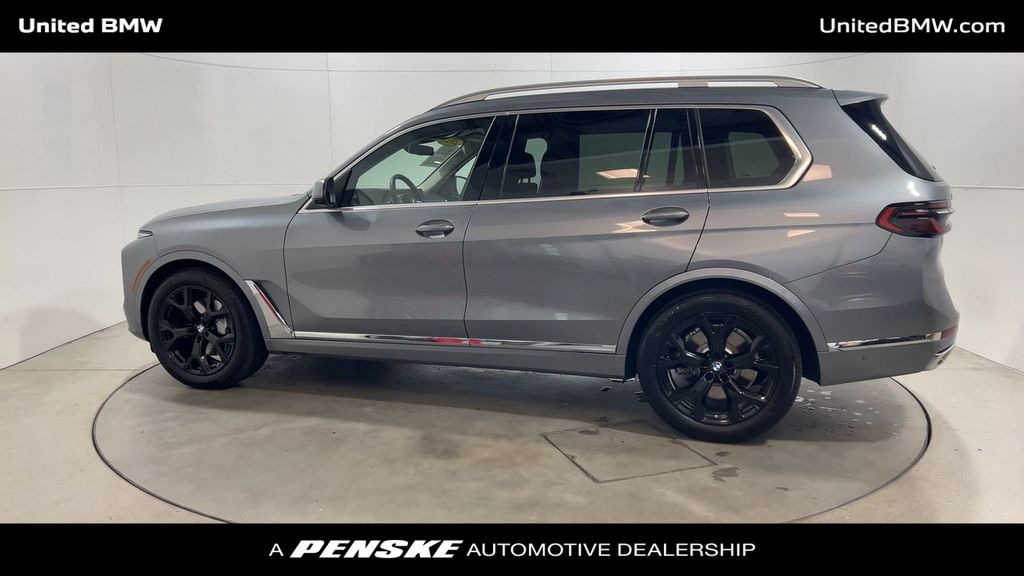 2025 BMW X7 xDrive40i 6