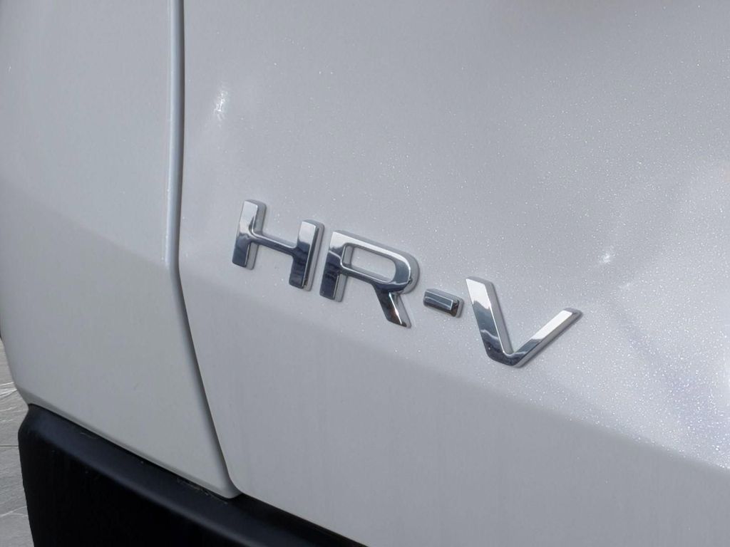 2026 Honda HR-V LX - Photo 10